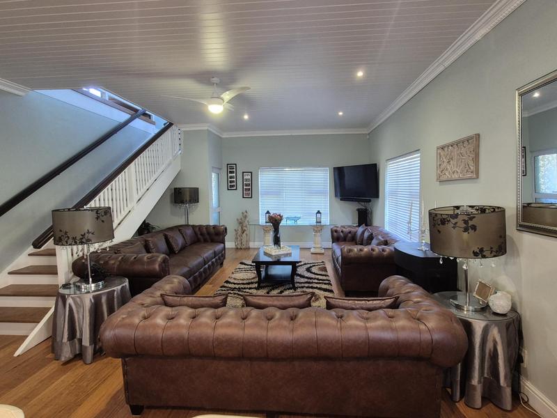 4 Bedroom Property for Sale in Kleinbaai Western Cape